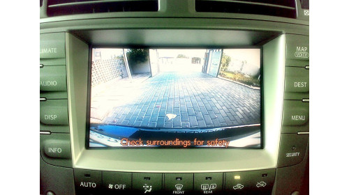 Comment brancher une camera de recul sur un autoradio chinois ?